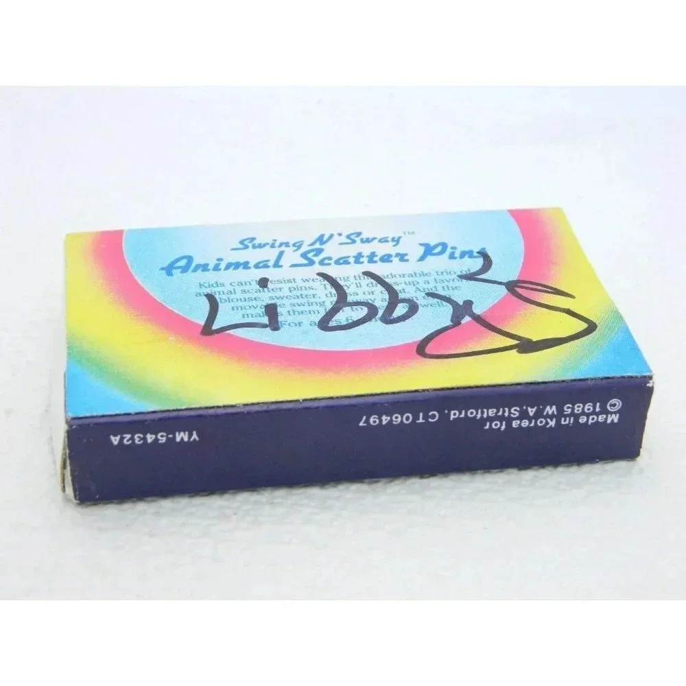 VTG 1985 SWING N' SWAY Animal Scatter Pins In Original Box